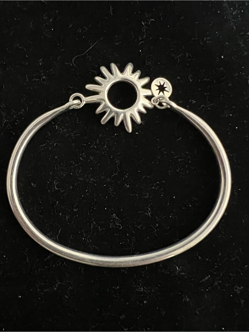 AVON 925 Sterling silver vintage CIRCLE OF FRIENDS bracelet